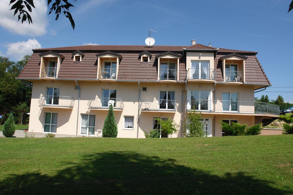 Balla Appartements Zalakaros Bagian luar foto